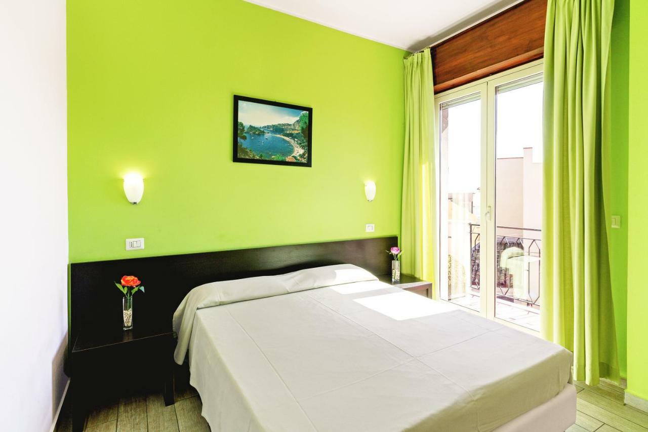 Seaview Terrace Sunny Apartment Giardini Naxos Eksteriør bilde