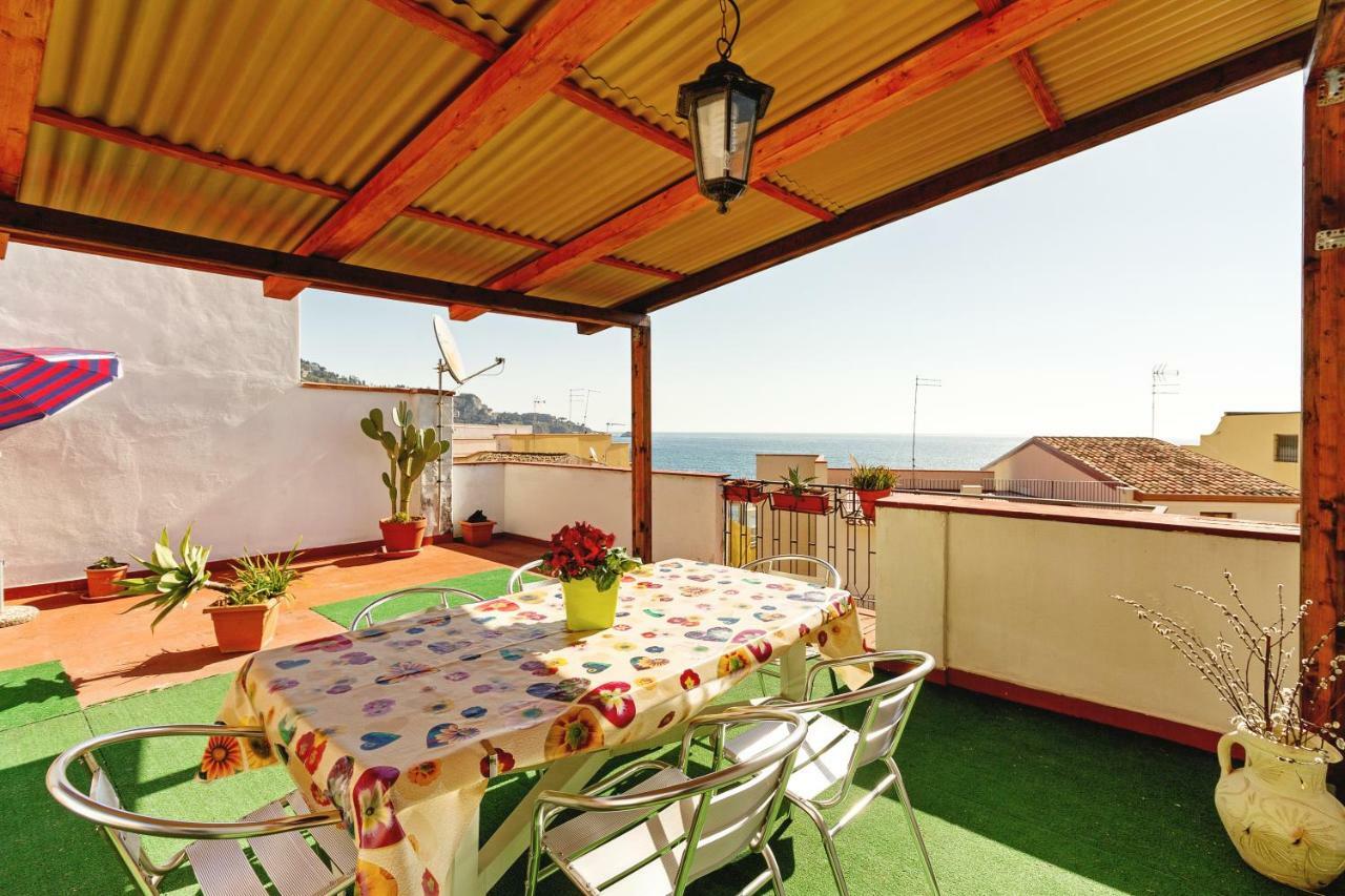 Seaview Terrace Sunny Apartment Giardini Naxos Eksteriør bilde